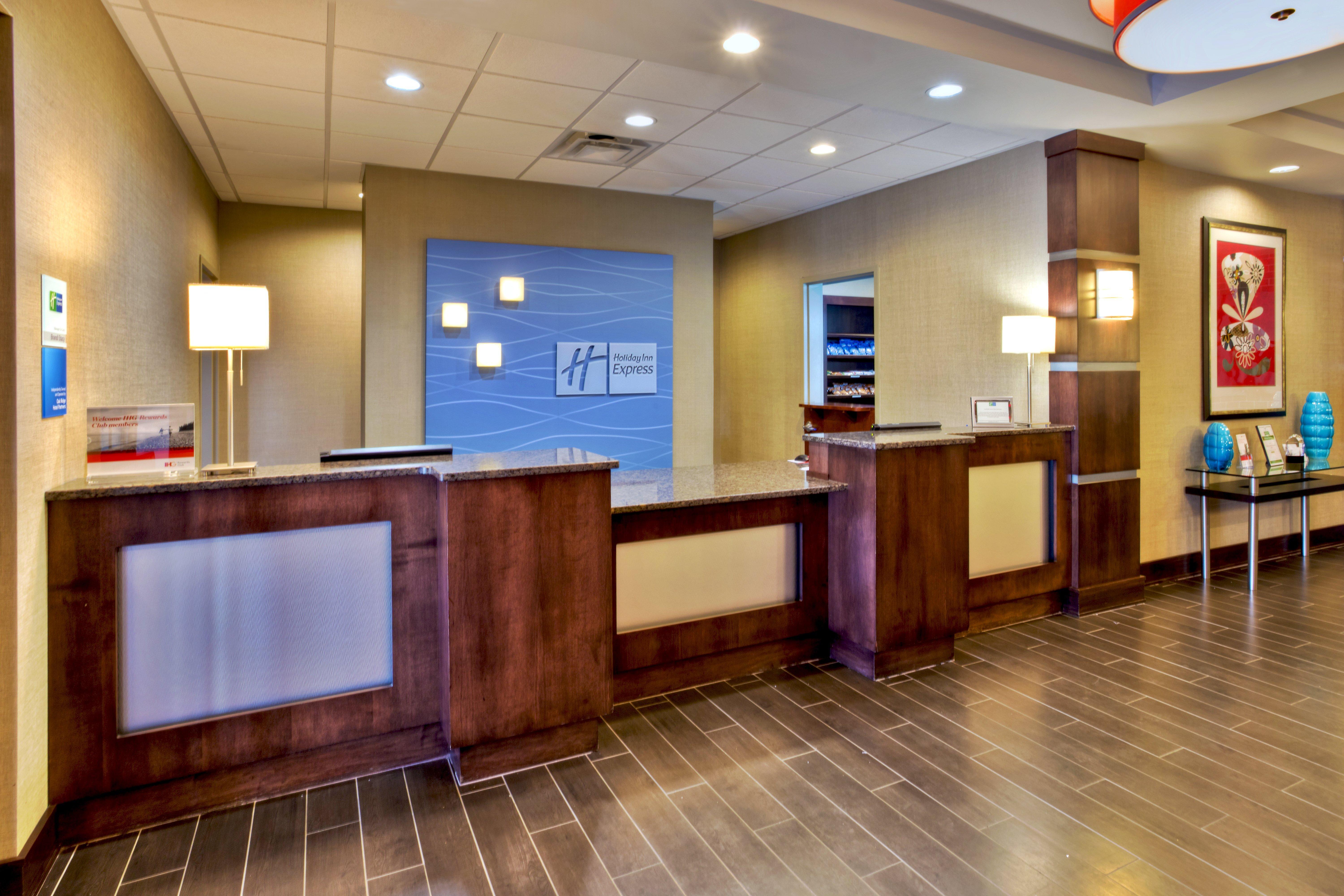 Holiday Inn Express & Suites Oak Ridge By Ihg Екстер'єр фото