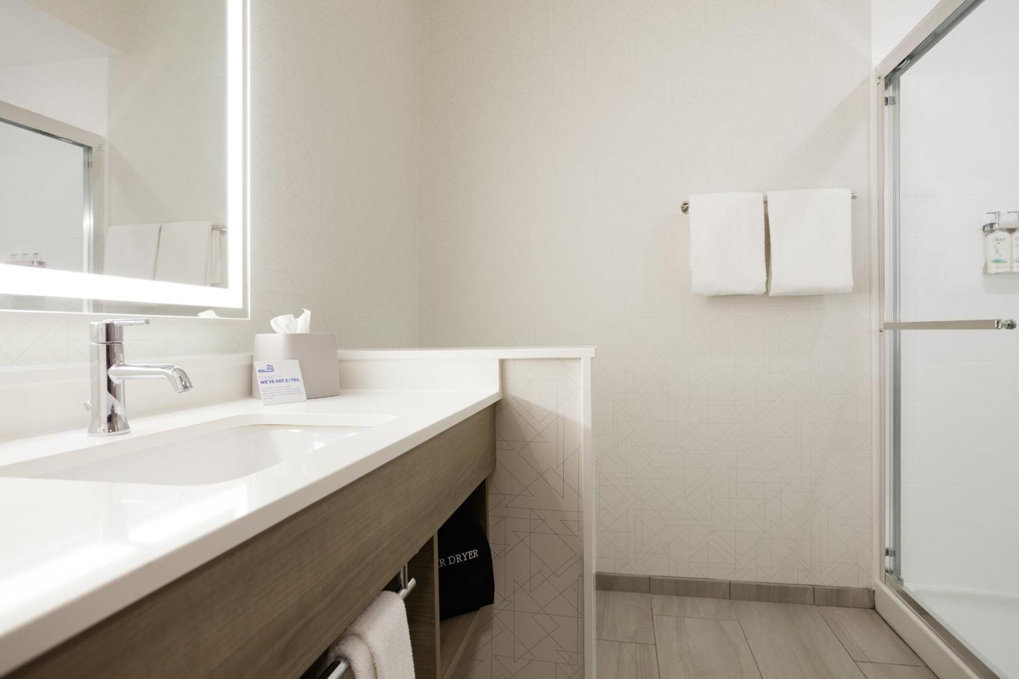 Holiday Inn Express & Suites Oak Ridge By Ihg Екстер'єр фото