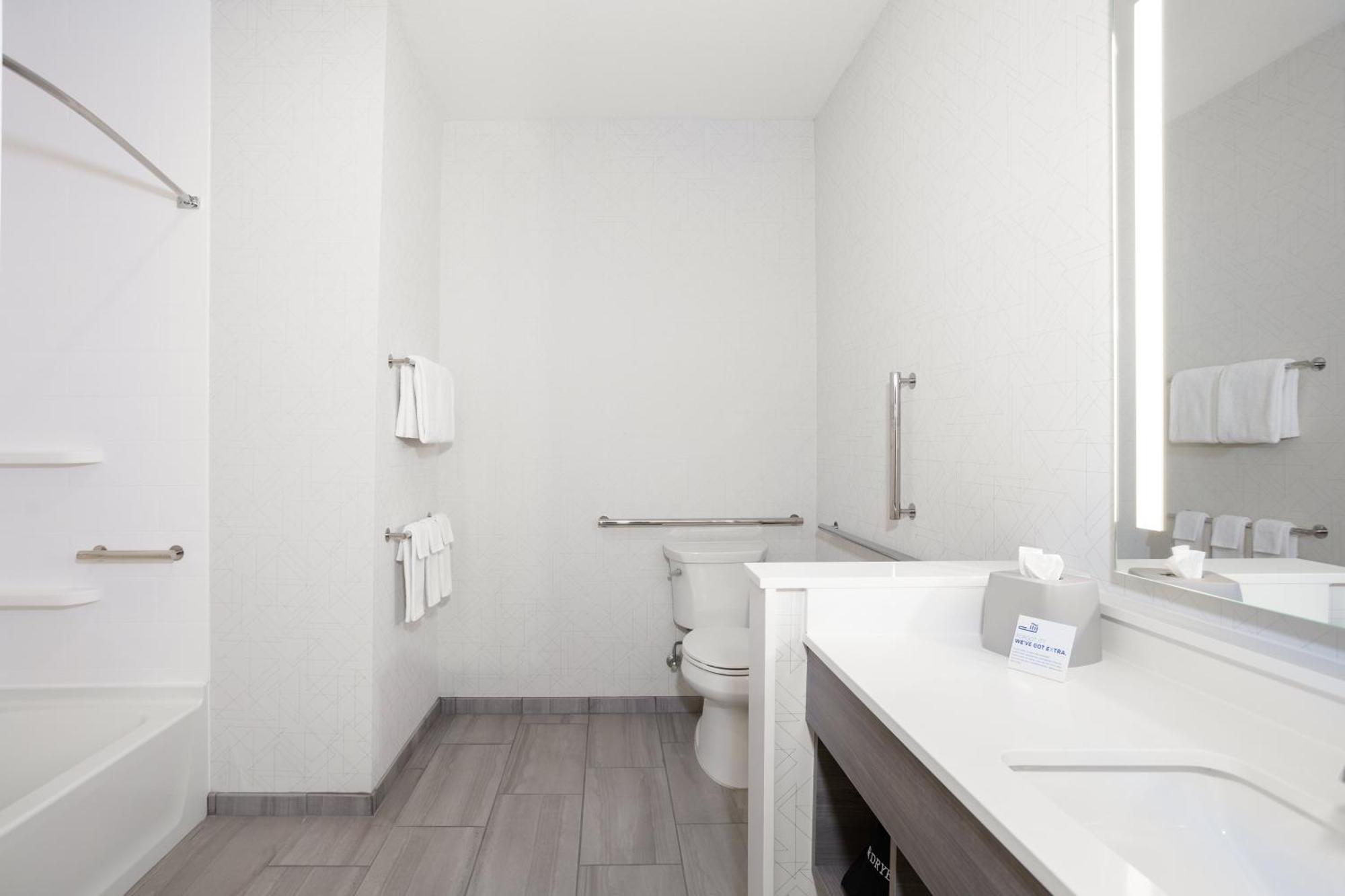 Holiday Inn Express & Suites Oak Ridge By Ihg Екстер'єр фото