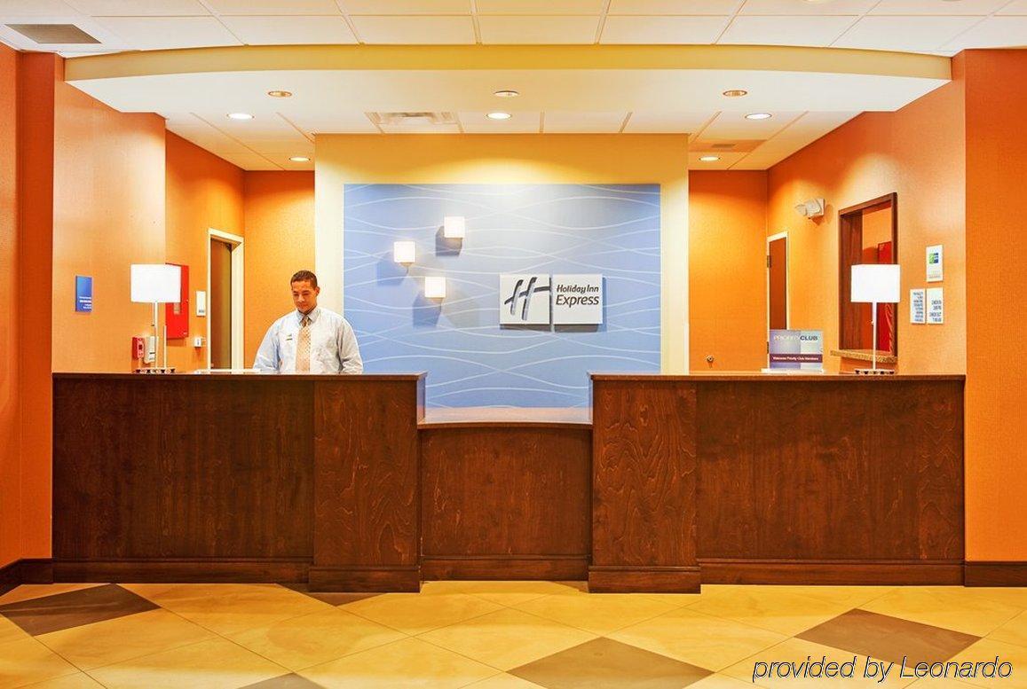Holiday Inn Express & Suites Oak Ridge By Ihg Екстер'єр фото