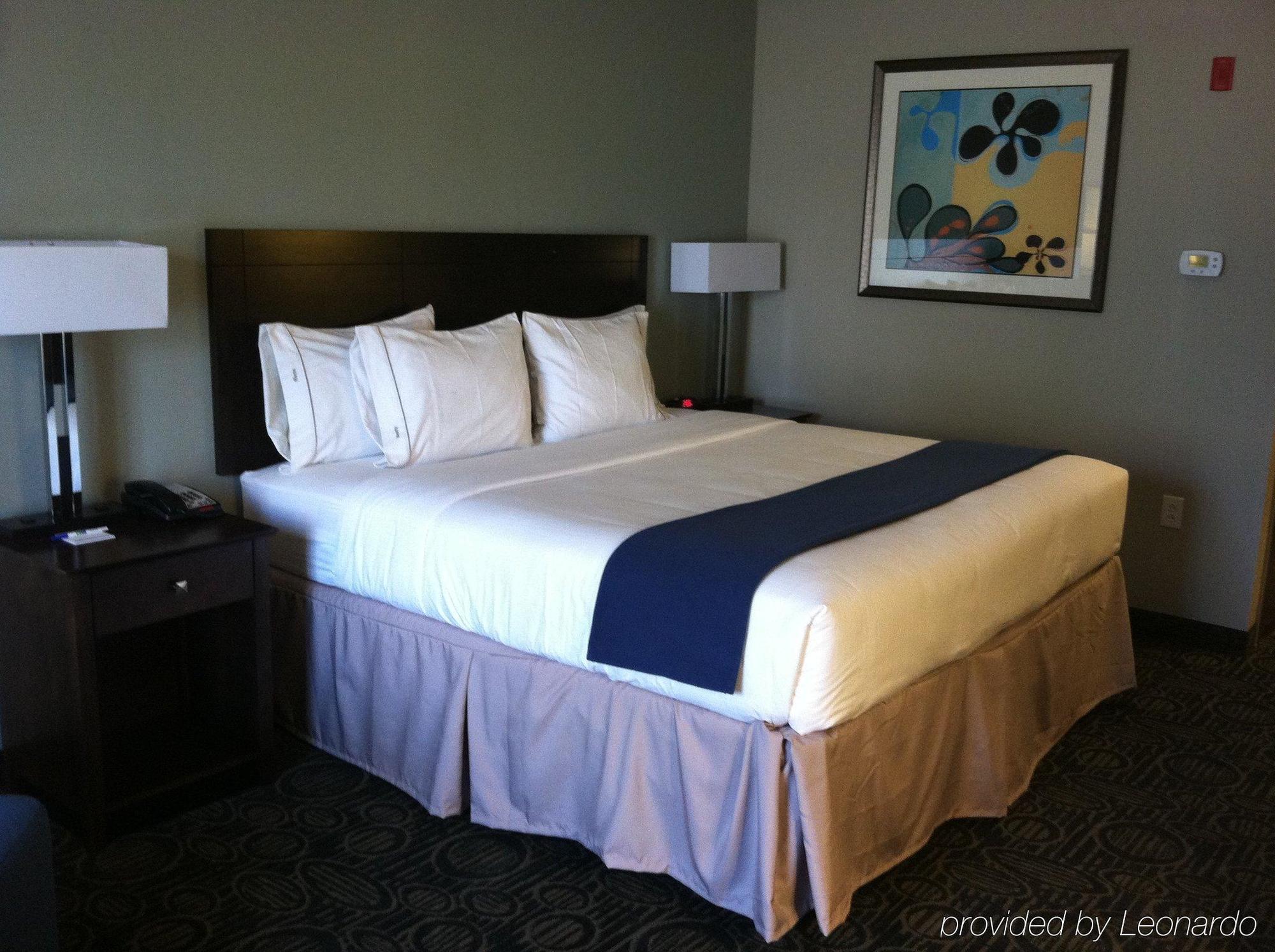 Holiday Inn Express & Suites Oak Ridge By Ihg Екстер'єр фото