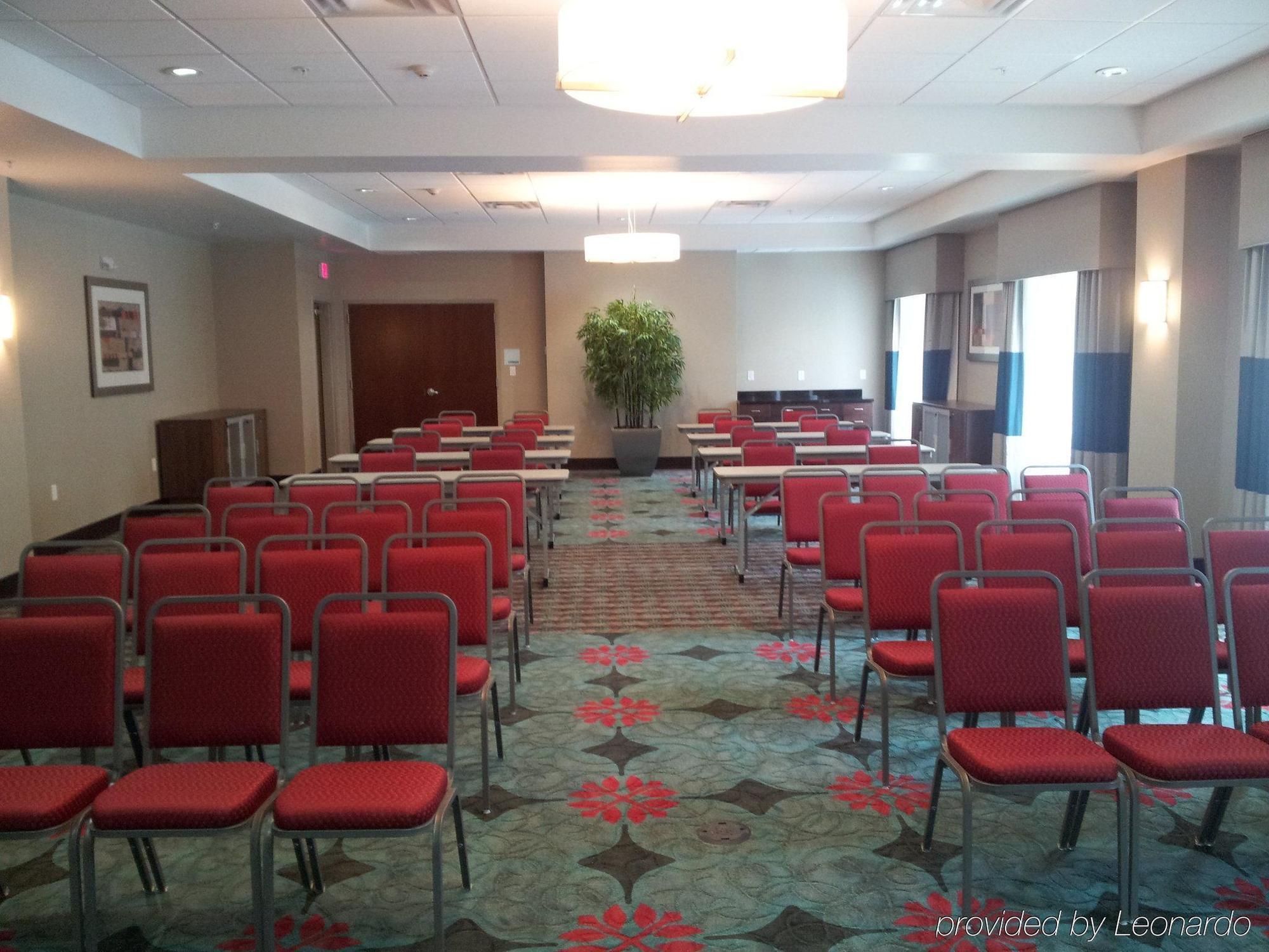 Holiday Inn Express & Suites Oak Ridge By Ihg Екстер'єр фото