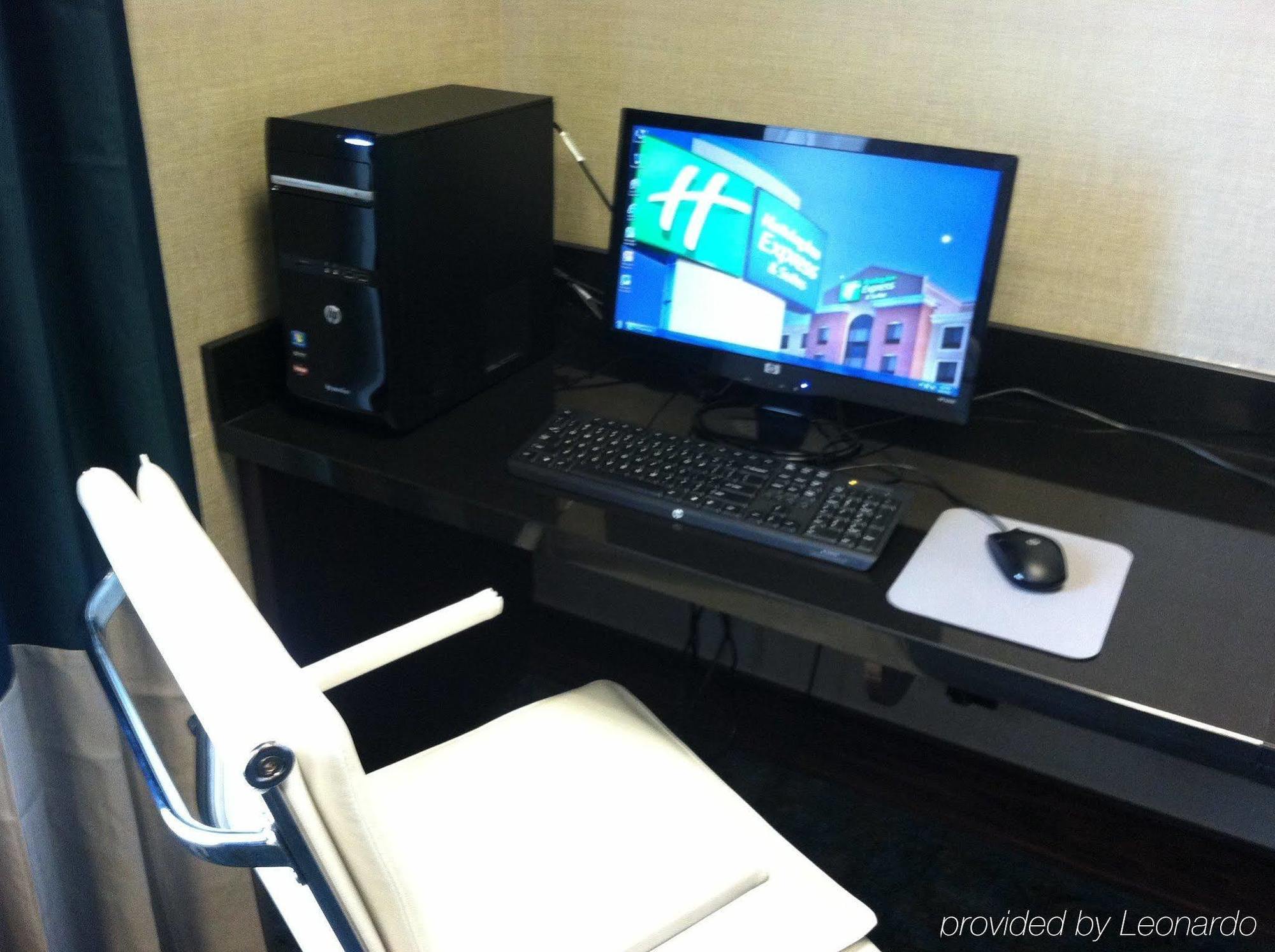 Holiday Inn Express & Suites Oak Ridge By Ihg Екстер'єр фото